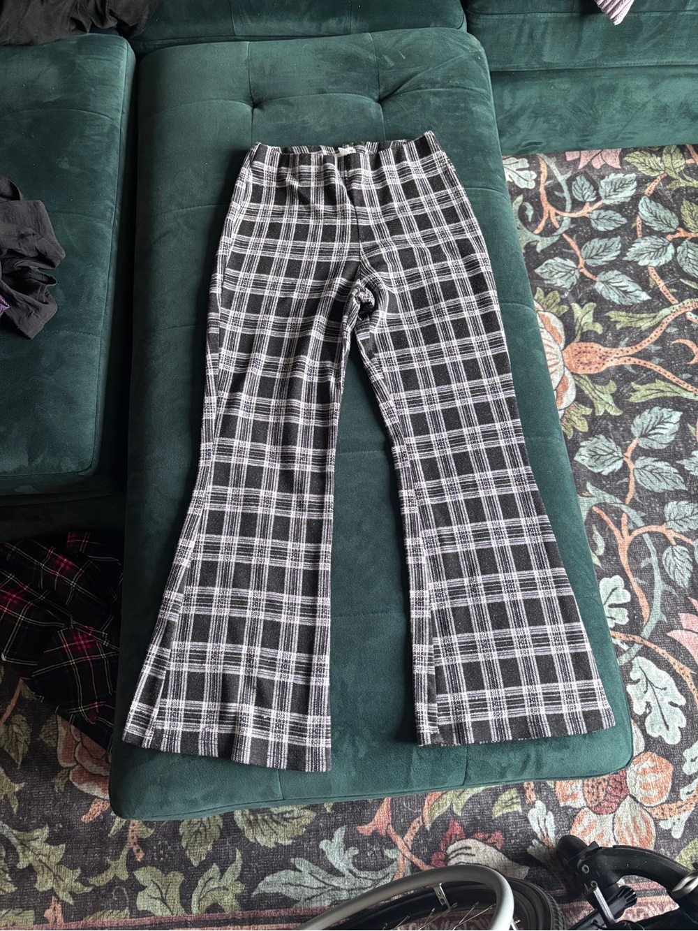 Eyeshadow Black & White & Purple Plaid Flare Pants